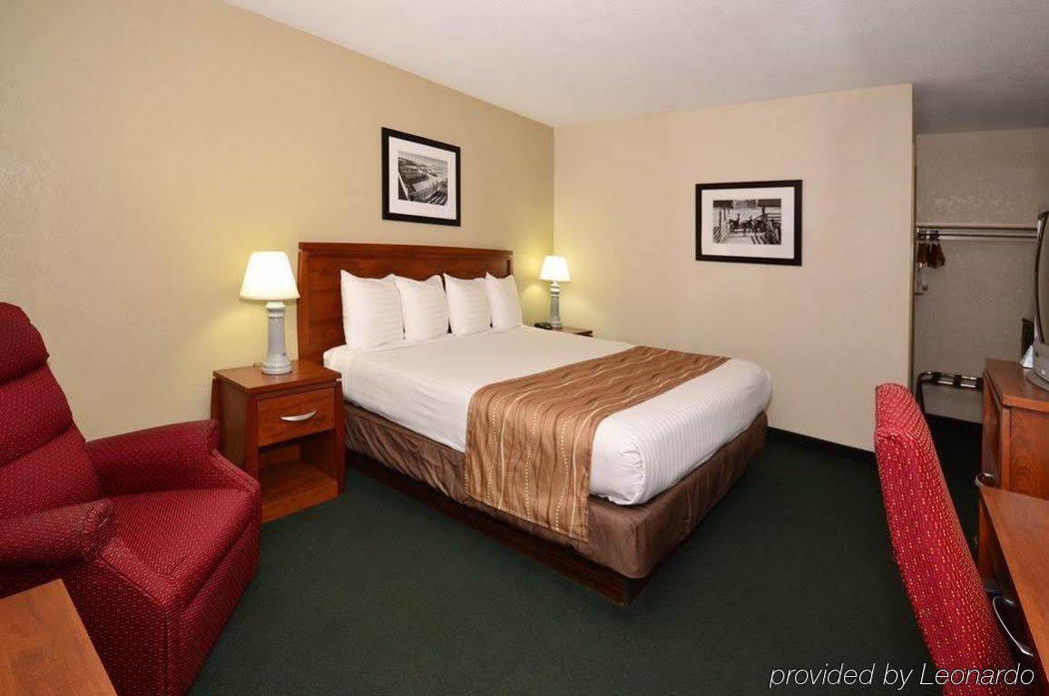 Best Western Hospitality House Emporia Quarto foto